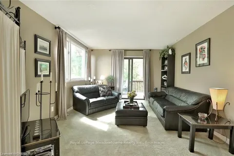 225/269 Campbell Avenue, Milton, ON L0P 1B0
