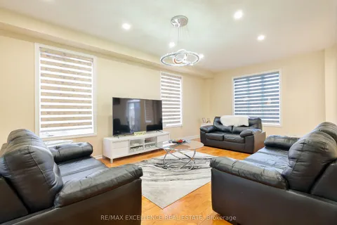 403 Greenlees Circle, Milton, ON L9T 0X1