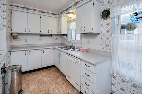 66 Vodden Street, Brampton, ON L6X 2W7