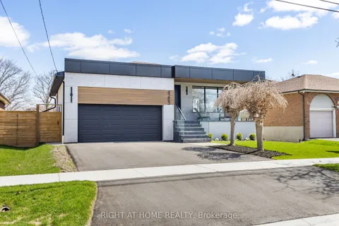 4283 Wilcox Road, Mississauga, ON L4Z 1C3