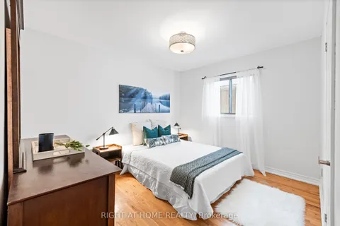 4469 Idlewilde Crescent, Mississauga, ON L5M 4E8