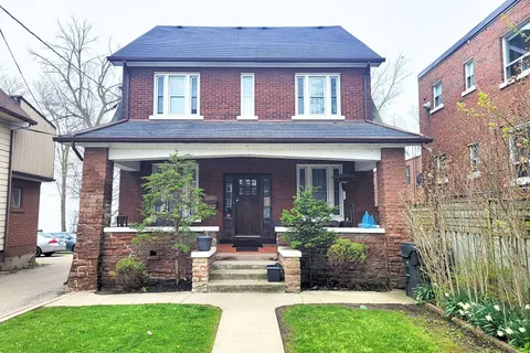 2707 Lake Shore Boulevard, Toronto, ON M8V 1G6