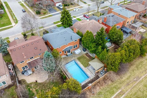 1531 Stoneybrook Trail, Oakville, ON L6M 2R4