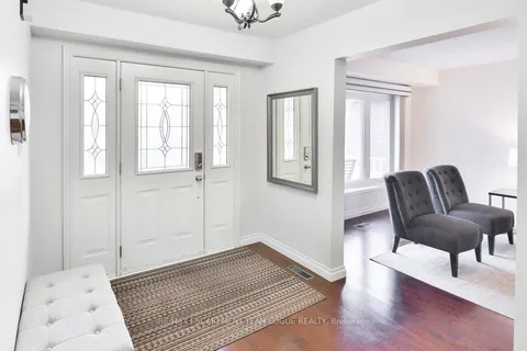 2223 VISTA Drive, Burlington, ON L7M 3N5