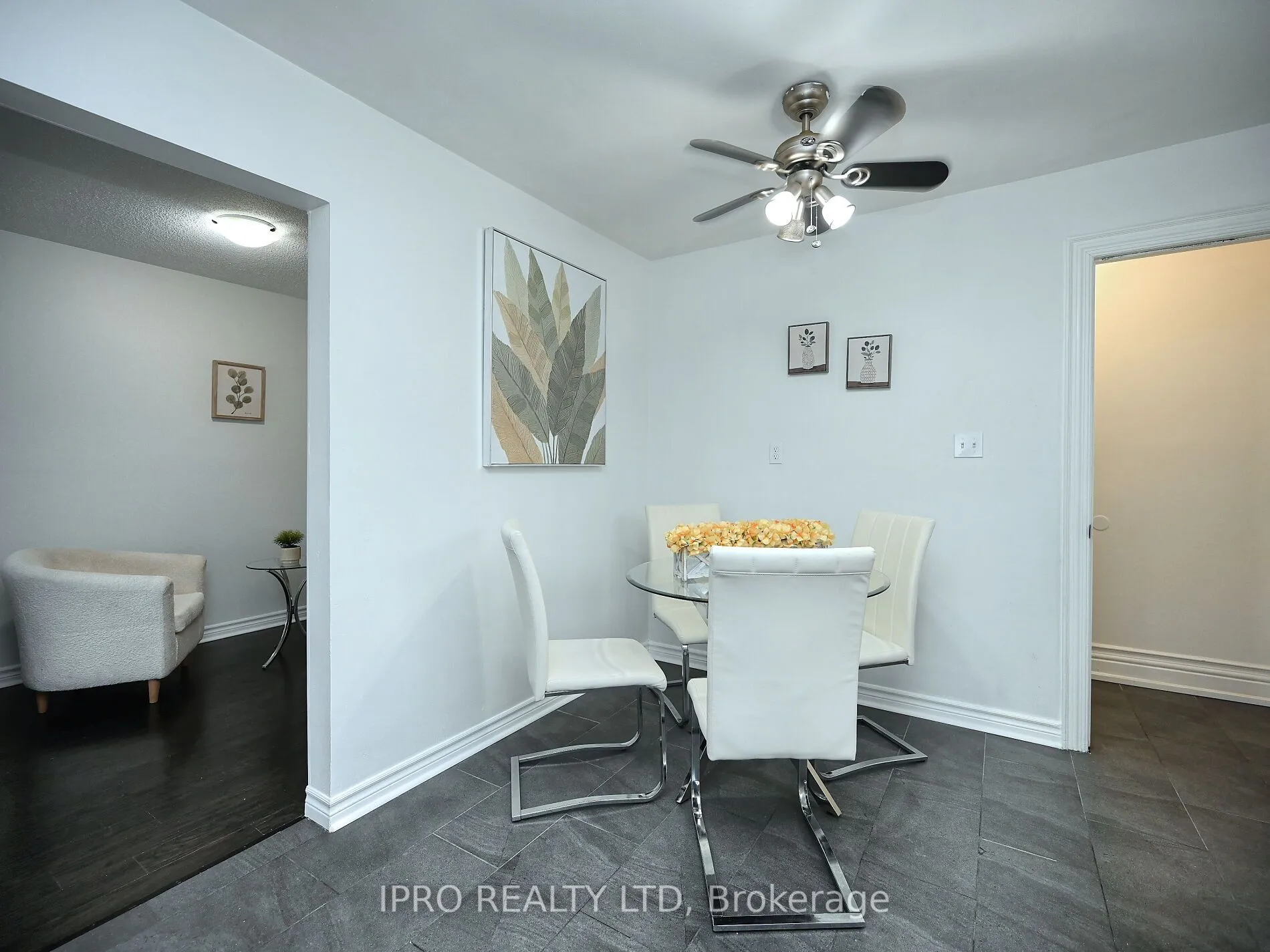 7646 Priory Crescent, Mississauga, ON L4T 3H5