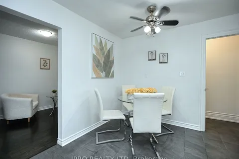 7646 Priory Crescent, Mississauga, ON L4T 3H5