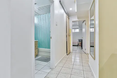 23 Chalkfarm Drive, Toronto, ON M3L 1L1