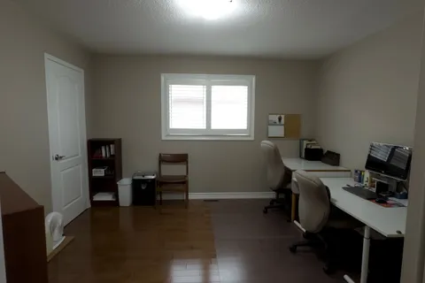 6290 Mccovey Drive, Mississauga, ON L5V 2G3