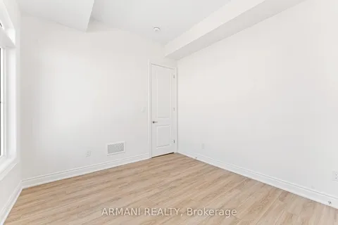 3 George Mckenzie Court, Toronto, ON M9M 0G7