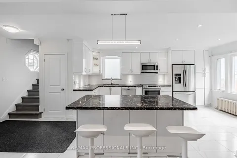 228 The Kingsway N/A, Toronto, ON M9A 3T5