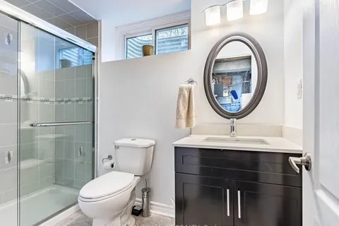 115 Northcrest Road, Toronto, ON M9R 1R5