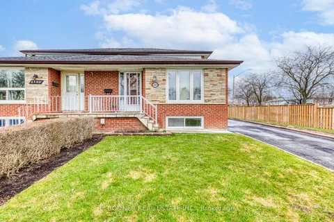 6899 Darcel Avenue, Mississauga, ON L4T 2W7