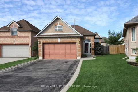 12 Summerfield Crescent, Brampton, ON L6X 4L3