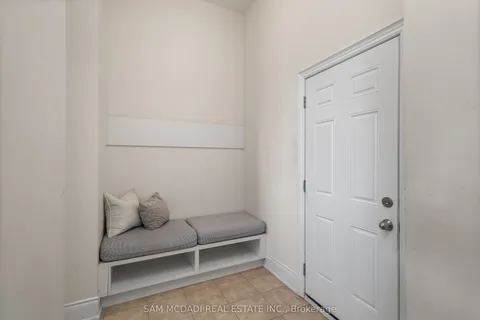 20 Hickory Ridge Court, Brampton, ON L6Y 3A7
