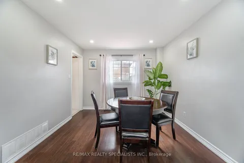 6 Beisel Court, Brampton, ON L6Z 2R8