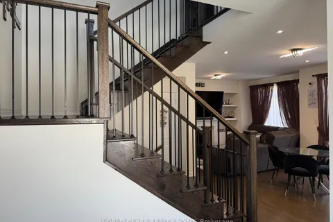 3923 Koenig Road, Burlington, ON L7M 0Z8