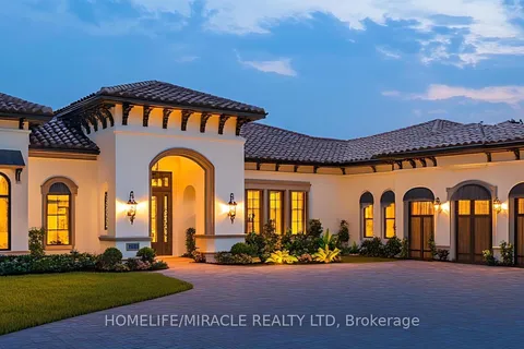 376 Third Line, Oakville, ON L6L 4A4