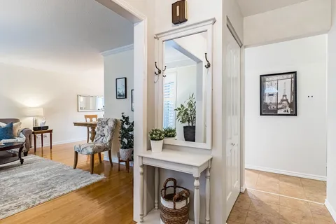 47 Trotters Lane, Brampton, ON L6Y 1B5