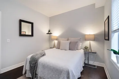 201 Holloway Terrace, Milton, ON L9T 0R8