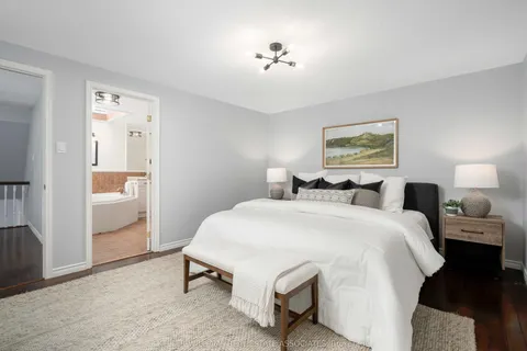 2375 Parkway Drive, Burlington, ON L7P 4A1