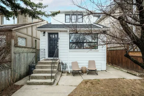 9 Avon Crescent, Toronto, ON M6N 2G8