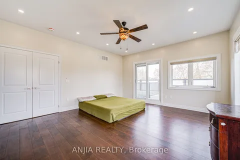 106 Celestine Drive, Toronto, ON M9R 3N9