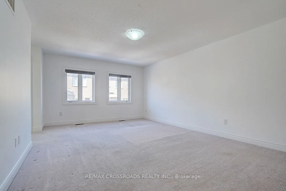 423 Grindstone Trail, Oakville, ON L6H 0S1