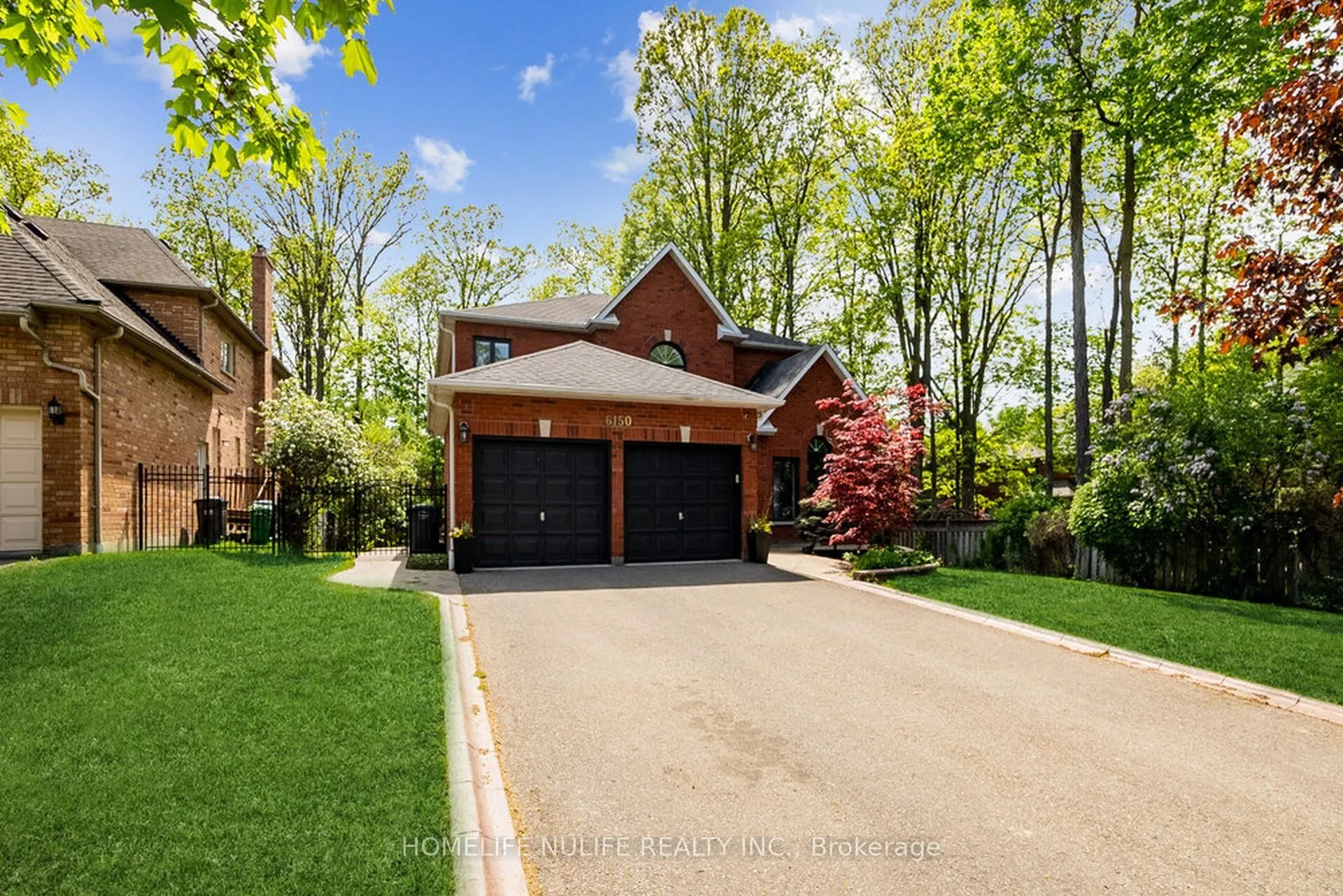 6150 Bankhead Court, Mississauga, ON L5V 1L9