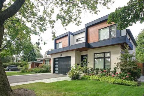 36 Burrows Avenue, Toronto, ON M9B 4W7