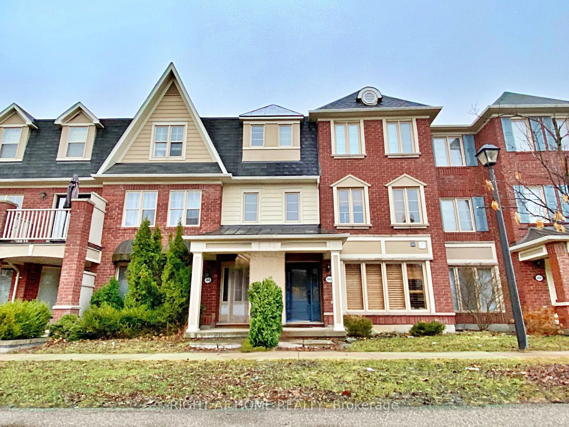 664 Holly Avenue, Milton, ON L9T 0G2