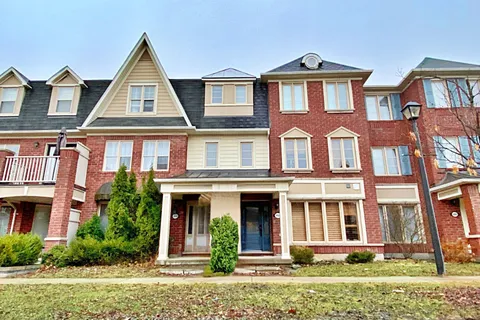 664 Holly Avenue, Milton, ON L9T 0G2