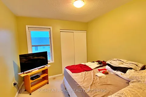 664 Holly Avenue, Milton, ON L9T 0G2