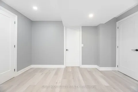 6 Iverson Drive, Brampton, ON L6X 0P4