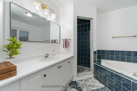 76 Thunderbird Trail, Brampton, ON L6R 2T4