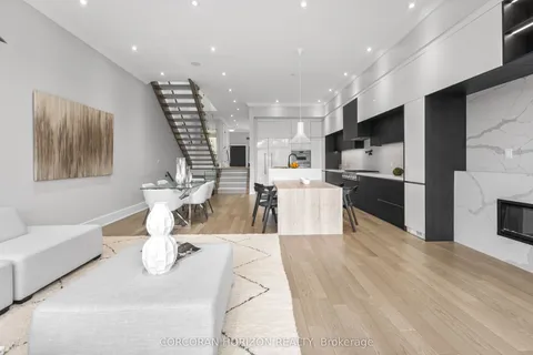 20 Fourth Street, Toronto, ON M8V 2Y3