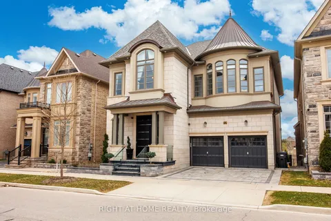 3124 Daniel Way, Oakville, ON L6H 0V1