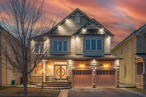 33 Bonnieglen Farm Boulevard, Caledon, ON L7C 3X8