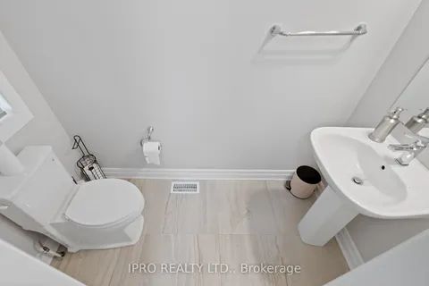 1197 Milland Drive, Oakville, ON L6H 3X1