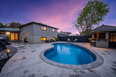 247 Cherry Post Drive, Mississauga, ON L5A 1J1