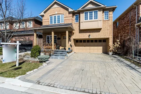 69 Stillman Drive, Brampton, ON L6X 0T1