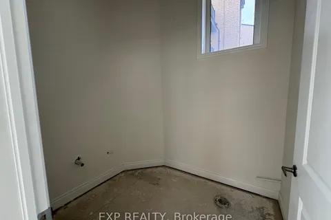 3 Marvin Avenue, ON L6H 0Z6