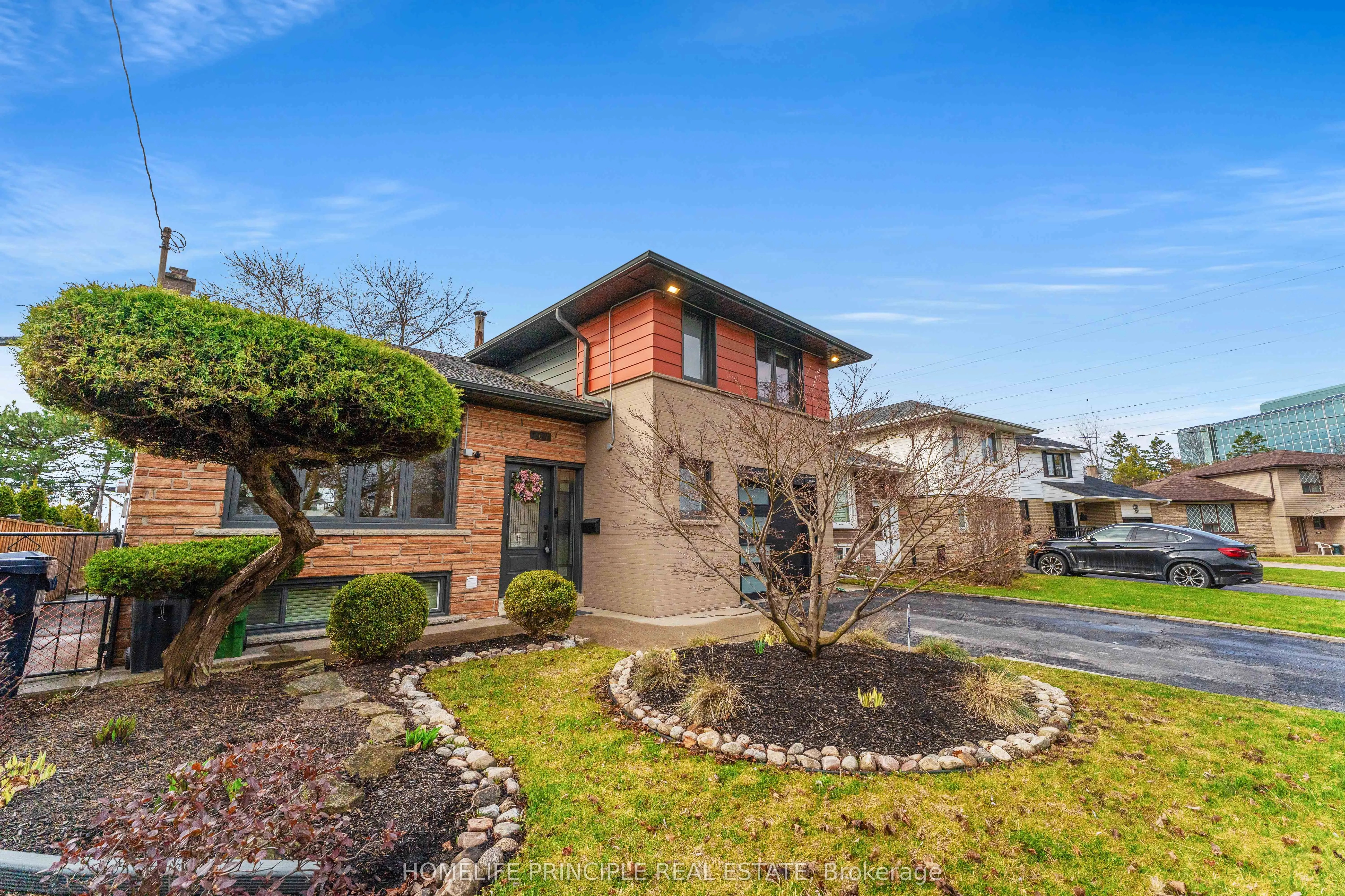 267 Jeffcoat Drive, Toronto, ON M9W 3E4