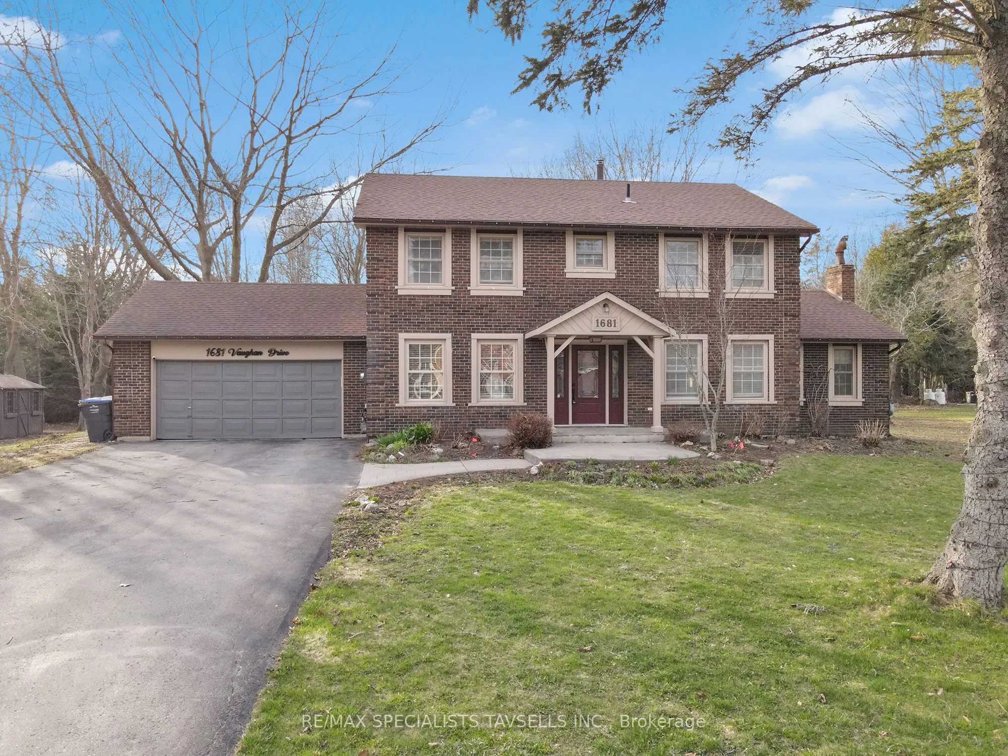 1681 Vaughan Drive, Caledon, ON L7K 1C4