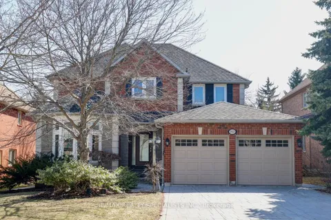 2923 Hammond Road, Mississauga, ON L5K 2M2