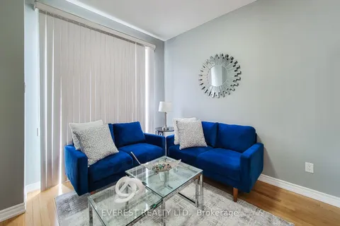 165 Hampshire Way, ON L9T 8M7