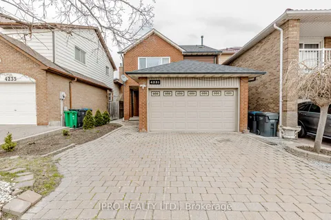 4231 Sugarbush Road, Mississauga, ON L5B 2X5
