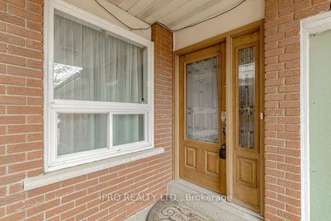 4231 Sugarbush Road, Mississauga, ON L5B 2X5
