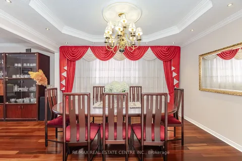 1078 windsor hill Boulevard, Mississauga, ON L5V 1P4