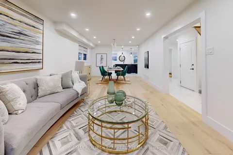 4441 Ashley Avenue, Mississauga, ON L5R 2A3
