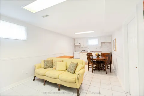 90 Goldsboro Road, Toronto, ON N9L 1A8